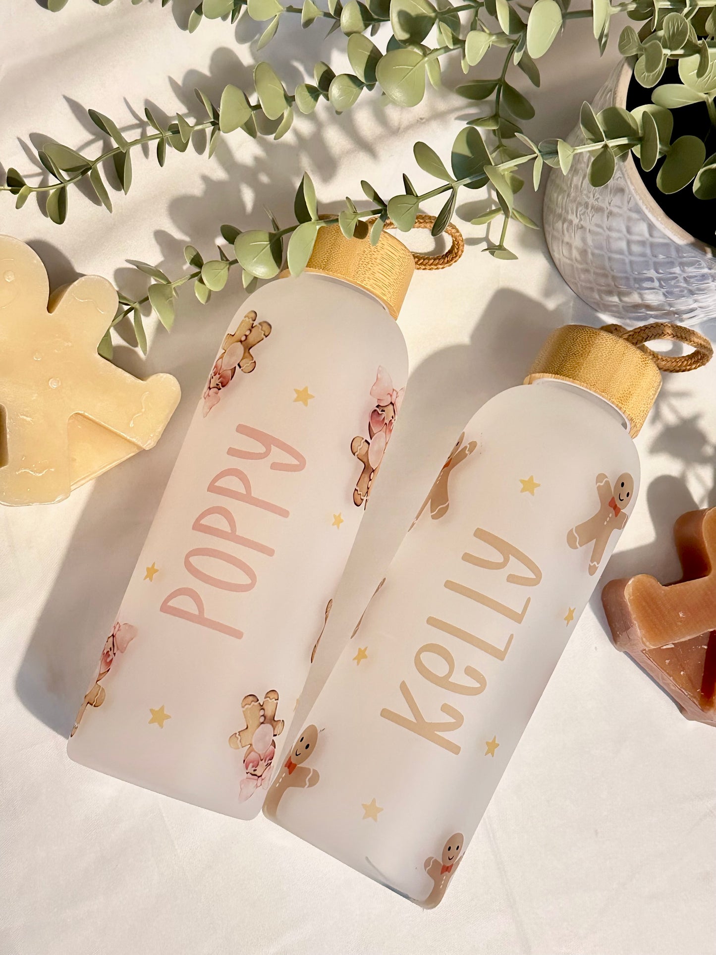 Personalised Bubble Gingerbread Frosted Water Bottle With Bamboo Lid