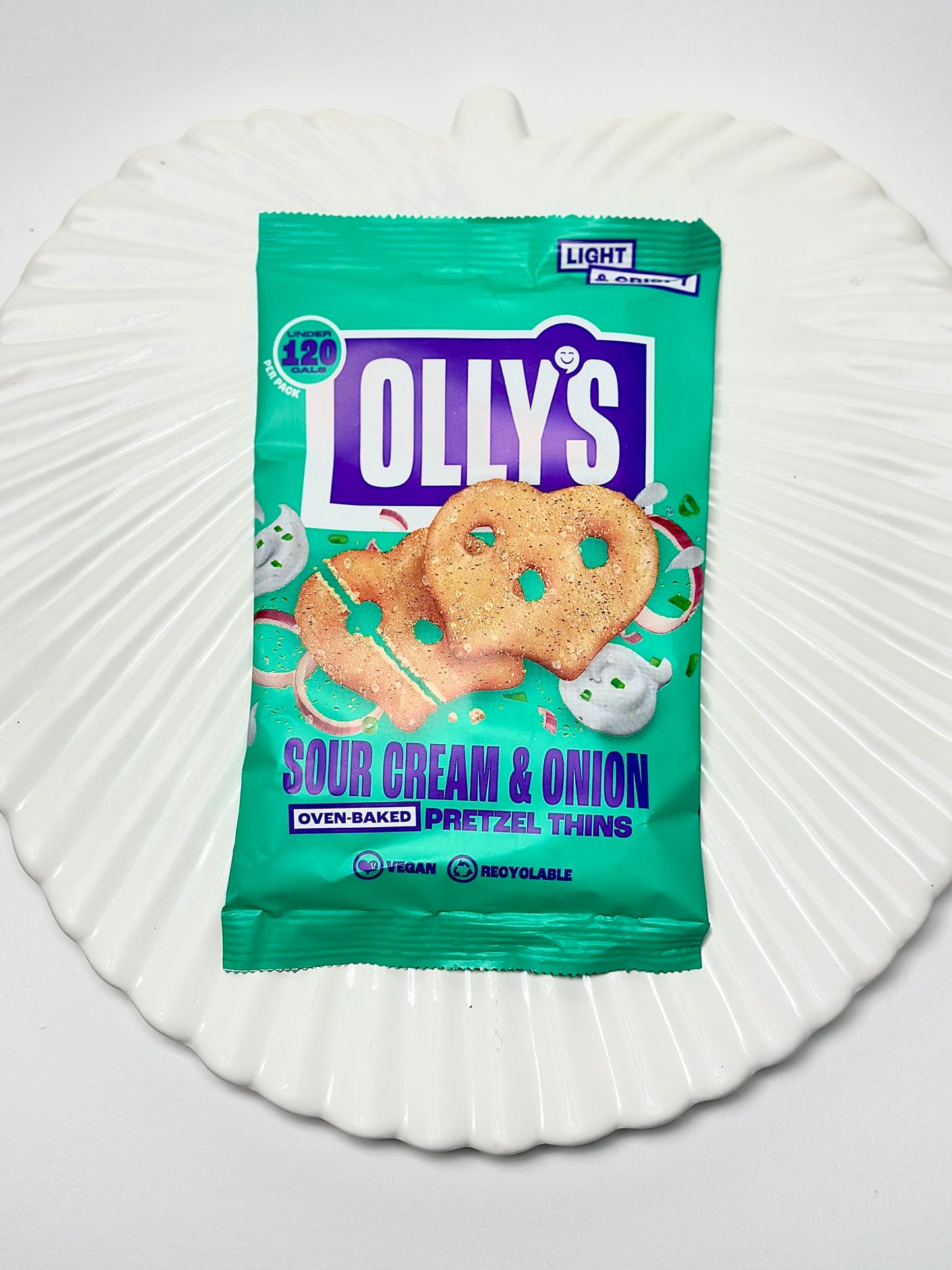 Sour Cream & Onion Pretzel Thins